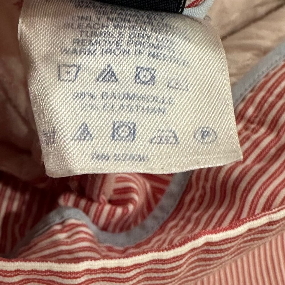 Women's Land's End Red & White Seersucker Shorts, Size 10 - Picture 4 of 7